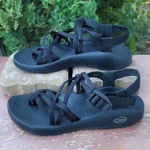 Chaco Women's Z/Cloud X2 Sports Sandals Black sz 9